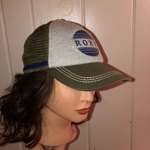 Roxy hat